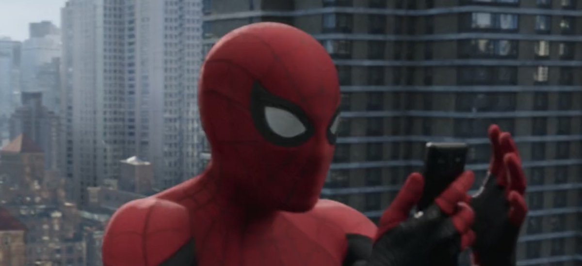 DiscussingFilm's tweet photo. Various movie ticket sites are already crashing with fans trying to get tickets for #SpiderManNoWayHome https://t.co/Ij7StbOhPd