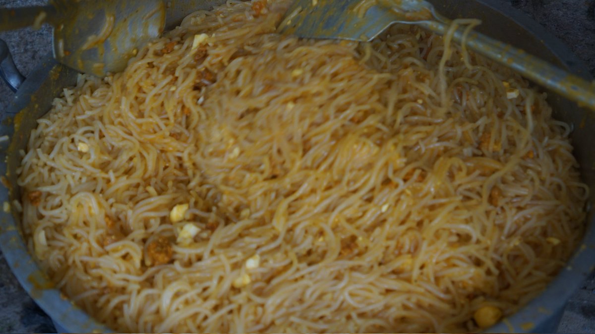 FiedacanMark21's tweet photo. Free Meryenda with love 💖
Food preparation
#MCGIFeedingProgram
#MCGICares https://t.co/a6DqvHZUTf