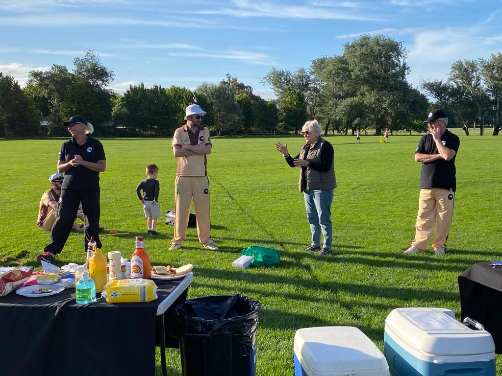 NZAustralia's tweet photo. A few members of our Overarmers #cricket team are due to return to NZ at the end of the year, so we held the ultimate grudge match between our High Commission staff on Sunday - @MFATNZ v @NZDefenceForce. Thanks to @LMSCanberra for hosting the match. Score: https://t.co/VMz8RpLv1a https://t.co/8e06NG35ol