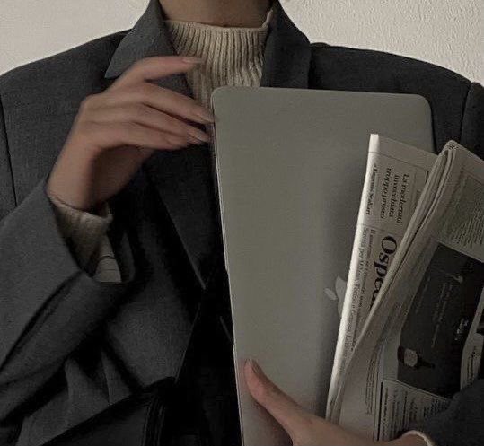 A chilly Monday morning