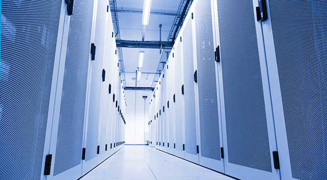 Colocatie in Düsseldorf
Sinds enige tijd beschikken we over een state-of-the-art datacenter in Meerbusch (Düsseldorf). Dit datacenter is gevestigd in een voormalig bankgebouw en voldoet aan alle eisen en wensen voor een Tier 3+ datacenter. 
Lees hier meer: bit.ly/31b0eOj