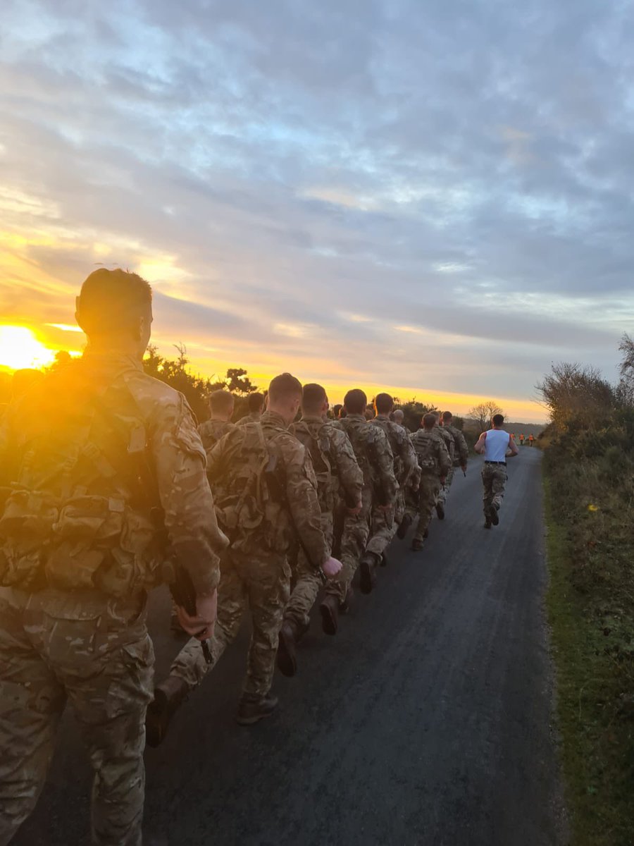 CommandoTRG's tweet photo. 311 Troop complete the 9 Mile #Speed March - 2 of 4 @RoyalMarines Commando Tests done https://t.co/WxDKkuAACU