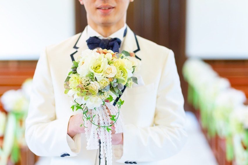 公式 ハワイアンズホテルウエディング ファーストミートをご存知ですか 新郎新婦が別々の部屋で準備をし 式直前に初めてお互いの姿を見せあうセレモニー 彼の驚いた表情を見れるのはご新婦様だけ なかには感動されて泣かれるご新郎様も おすすめ