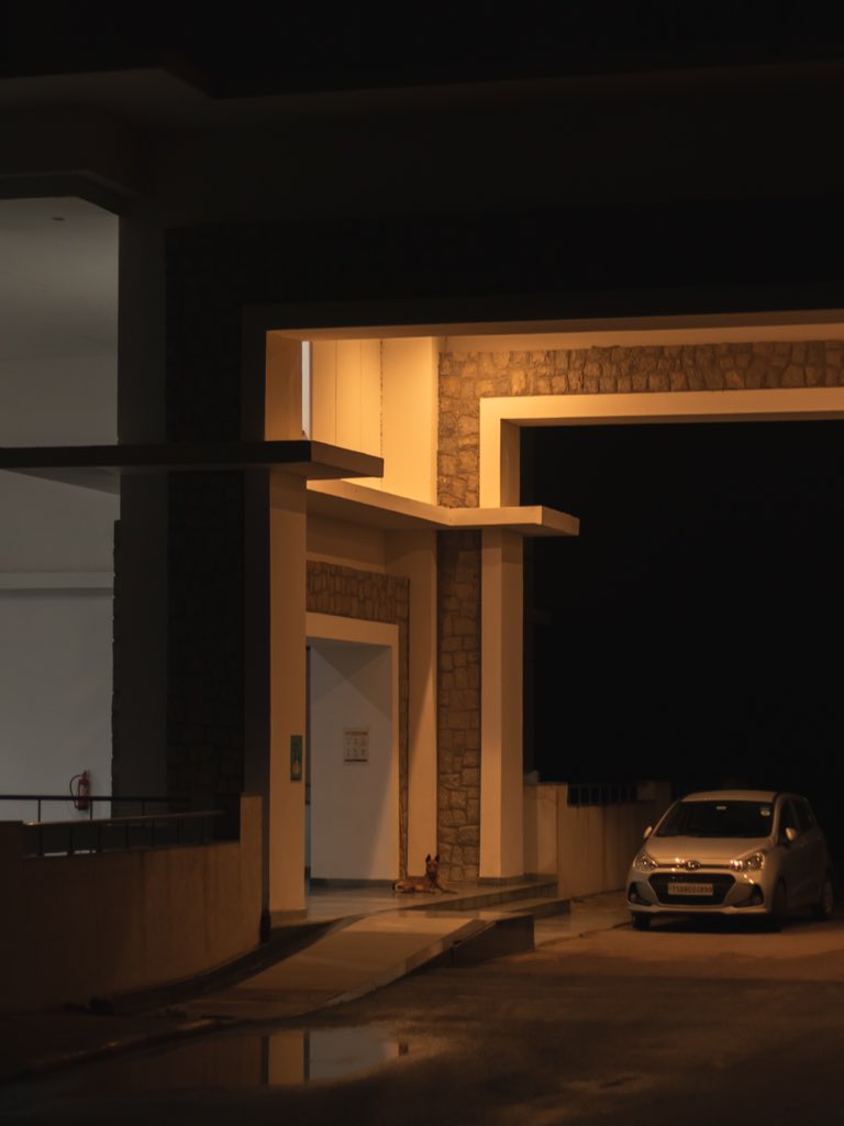 Warm vibes from campus.
.

#wanderlust #architecture #architecturephotography #urbanphotography #urbanexploration #photoshoot #streetstyle #darkvibes #nightphotography #hyderabad #campuslife #campuslifestyle #moodyedits #studentlifestyle #warmtones