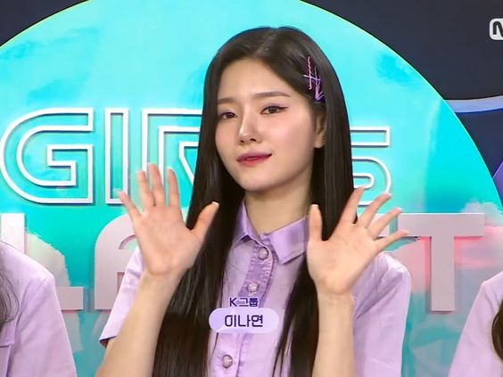 hourlyrayeon's tweet photo. 💜💜

#RAYEON #나연 #ナヨン #FANATICS #파나틱스 #ファナティックス #RAYEON https://t.co/jK5vwR39Nl