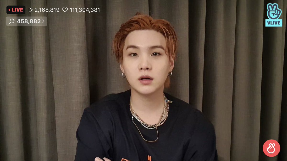 cute74208's tweet photo. #SUGA 💜💜💜💜 https://t.co/V9dqkxL5h2