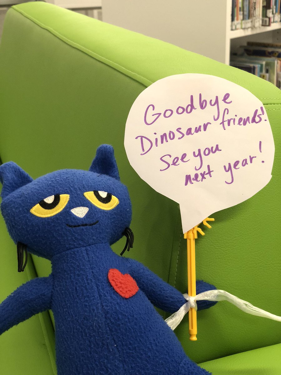 isbecceslibrary's tweet photo. The dinosaurs are going back home in their rocket. See you next November! #Dinovember #isbecceslibrary https://t.co/MUhMGzmYvT