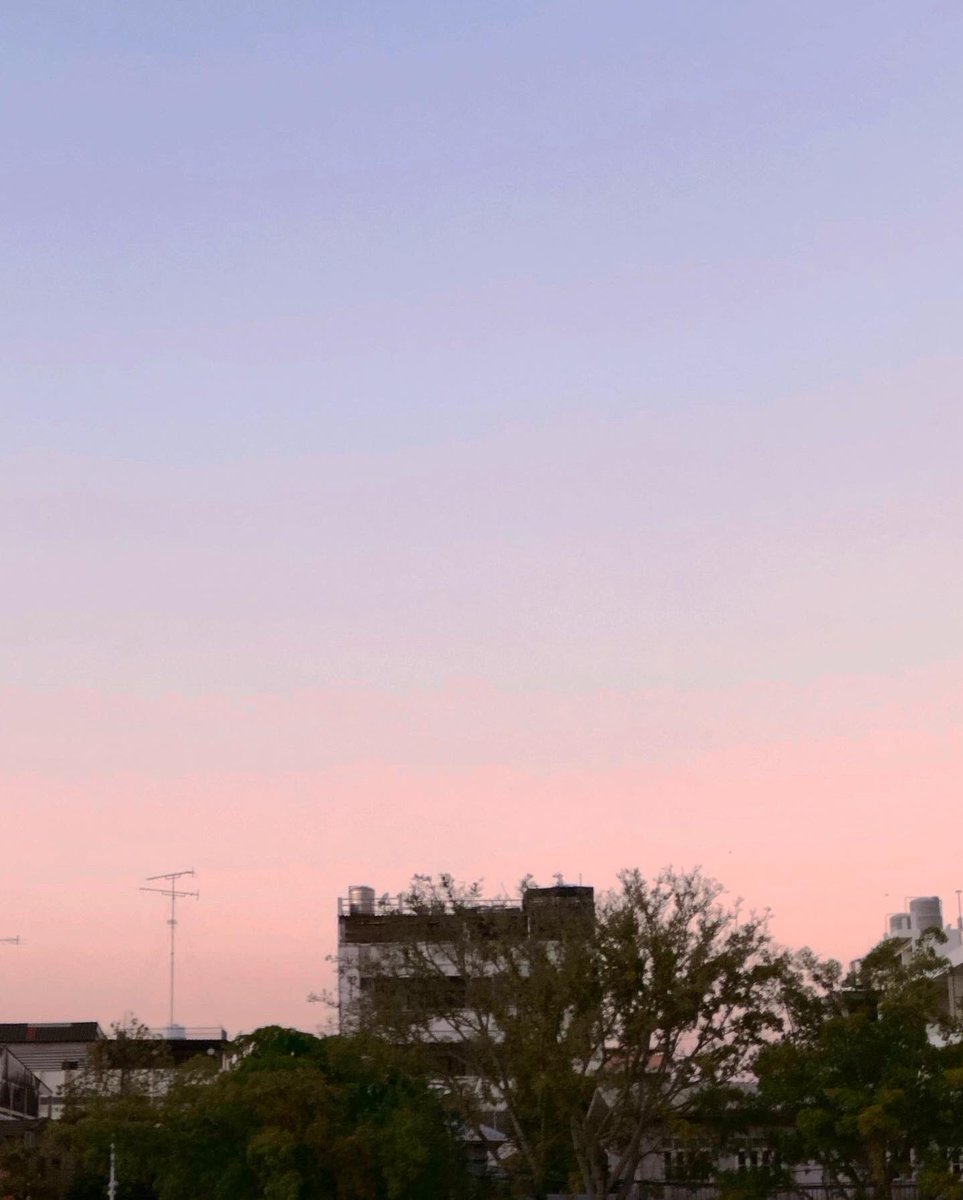 SunsetwyP's tweet photo. Sunset w/you https://t.co/kqBs94bMuu