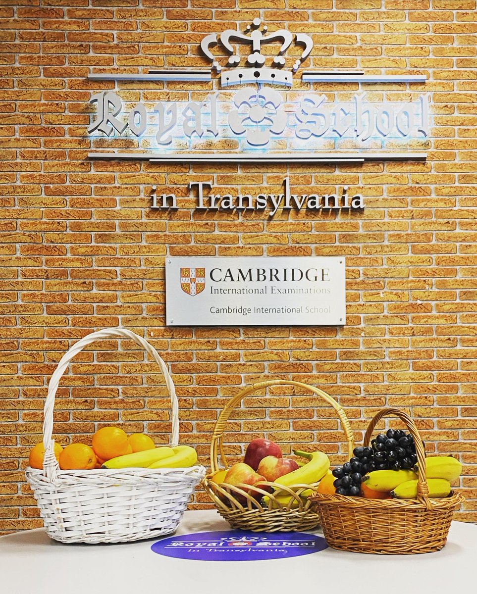 _RoyalSchool's tweet photo. Healthy snacks for our very hard working RS team who are in today #MondayMotivation #HealthyFood https://t.co/4BfRIj6xP3