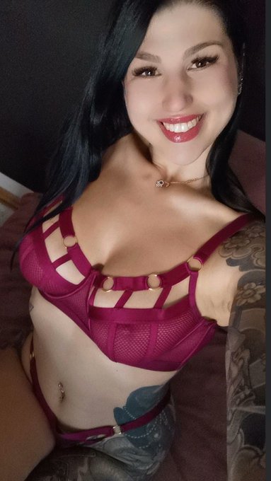 Guten Start in die neue Woche ❤️ habt ihr was sch&ouml;nes geplant? #MondayMotivaton #Smile #camgirlِ https://t<a href="/tag/smile"class="tags"><span>#smile</span></a><a href="/tag/mondaymotivaton"class="tags"><span>#mondaymotivaton</span></a><a href="/tag/camgirl%D9%90"class="tags"><span>#camgirlِ</span></a>