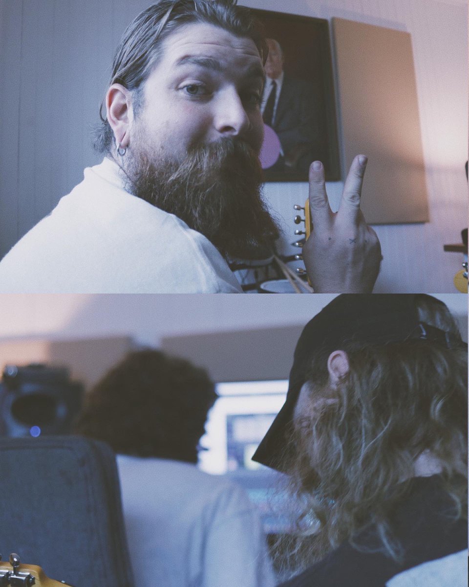 sunbleachedau's tweet image. Photos from our time recording ‘Rose Tinted’ with @tr00stan of @waxflowermusic 

Rose Tinted is out this Friday! Pre Save here 👉🏼 ffm.to/sunbleachedros… 🥀🌞