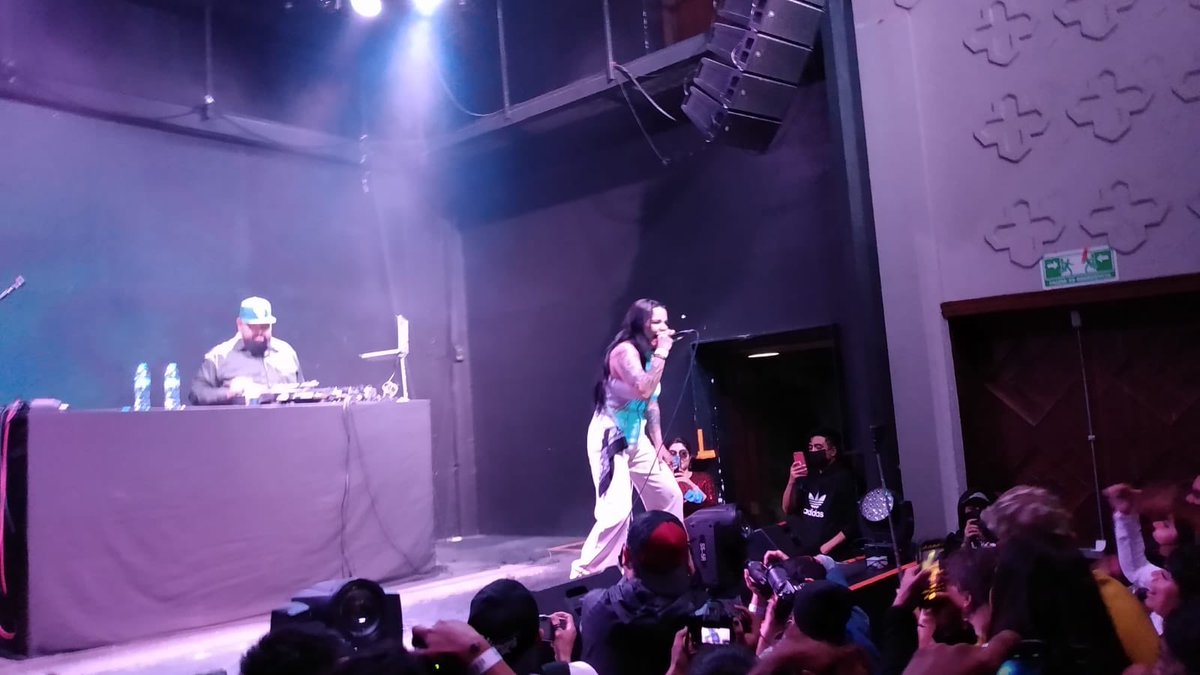 Lo reina que todos esperaban <a href="/HISPANA1988/">MAMBA NEGRA-HISPANA</a> está en la casa puro #HipHop retumbando en el <a href="/ForoIndierocks/">Foro Indie Rocks!</a> 🔥🎤🎛
📸: <a href="/UlisesGarciaS2/">Ulises Garcia MALC</a> cobertura 
#ExpandeTusSentido #Radio 
<a href="/kaimanentreteni/">Kaiman E</a> <a href="/jb_ent_mx/">JBEntertainment</a> 
expansionradial.mx