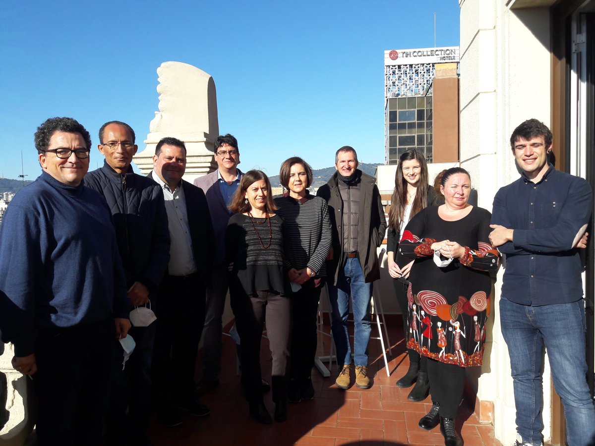 CETEM_CT's tweet photo. CETEM se ha reunido con los socios del proyecto #DITRAMA en Barcelona durante el 25 y 26 de noviembre para analizar los resultados finales antes de que el proyecto llegue a su fin este 2021.
El curso online quedará disponible para el público a través de:
https://t.co/DaowIS6xpO https://t.co/61A4zrbrNs