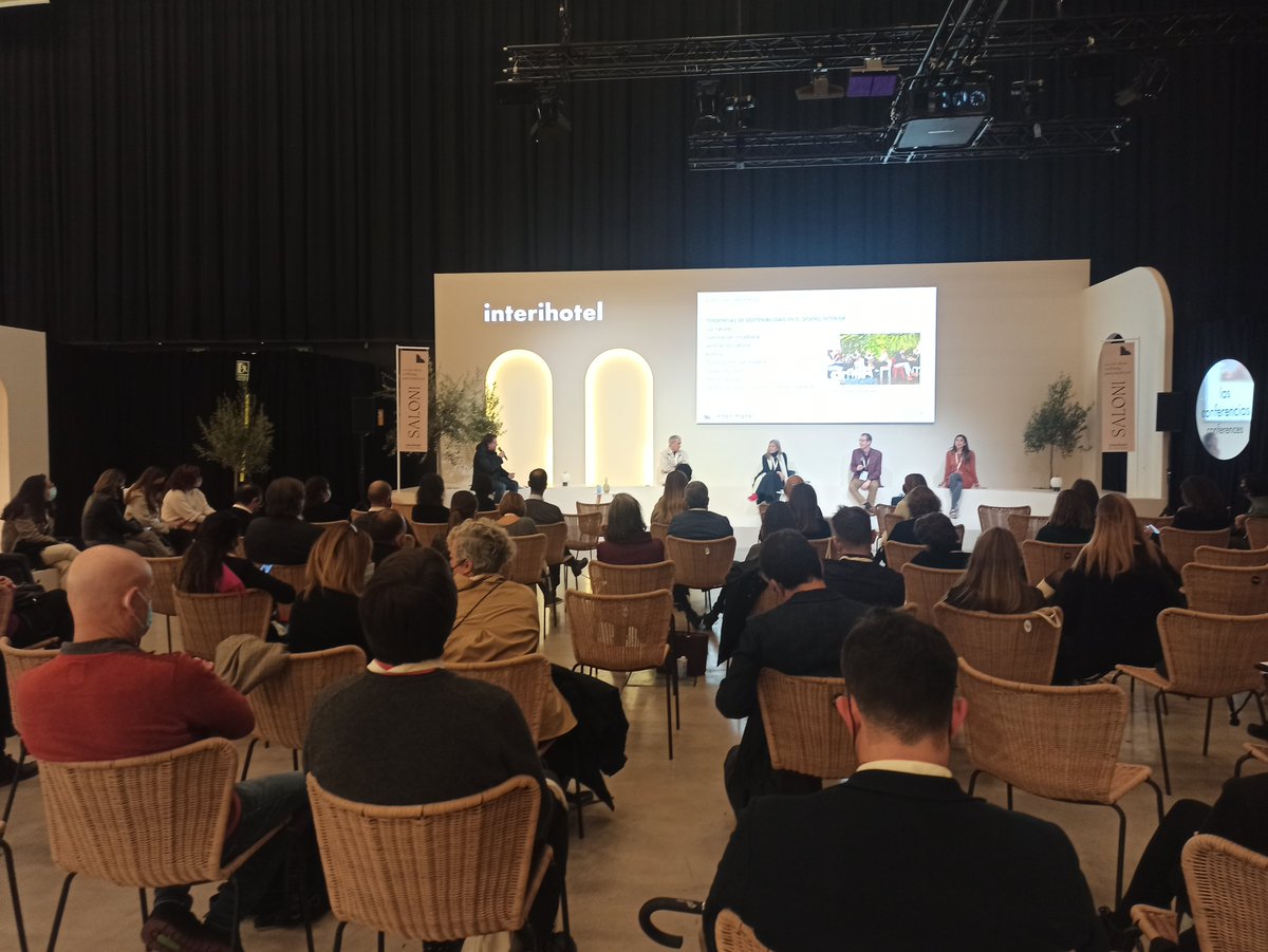 CETEM_CT's tweet photo. CETEM se ha reunido con los socios del proyecto #DITRAMA en Barcelona durante el 25 y 26 de noviembre para analizar los resultados finales antes de que el proyecto llegue a su fin este 2021.
El curso online quedará disponible para el público a través de:
https://t.co/DaowIS6xpO https://t.co/61A4zrbrNs