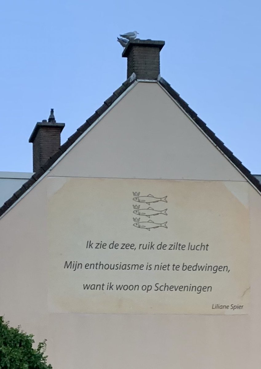 Vanmorgen ‘op’ Scheveningen. 

Zoon wilde oefenen om met de tram naar school te gaan, anders liep ik daar niet. 
Maar fijn zo’n gedicht op een koude en winderige novemberochtend.