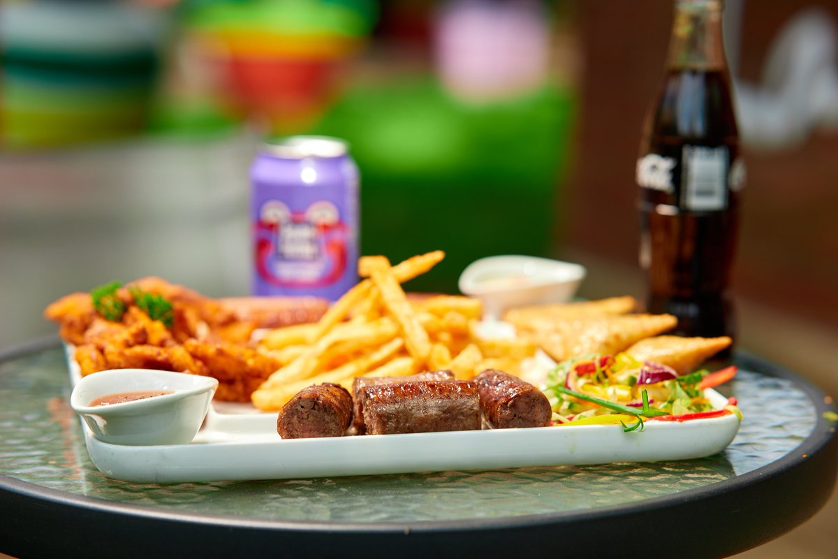The_Q_Bar's tweet photo. Our popular Babalas Platter is what you need on days like this. You can place an order for DELIVERY on 0777429049, WHATSAPP OR GIVE US CALL. 

Happy Mondays! https://t.co/cG52OfWExG