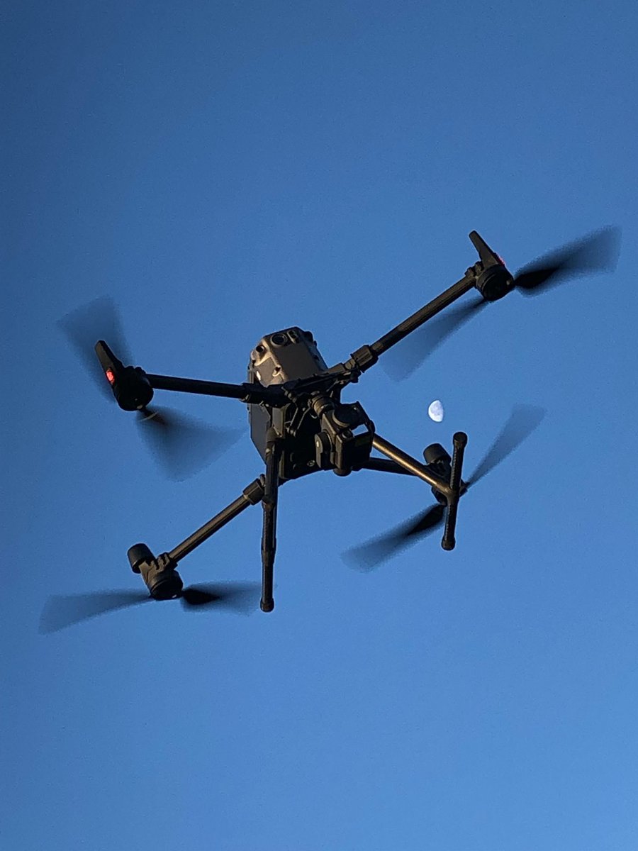 AHScanning's tweet photo. Flying to the moon 🌕
——
#ahscanning #everyanglecovered #drone #droneoftheday #dronepilot #dronesurvey #dronefly #dji #djiflight #djimatrice300rtk #droneservices #dronephotography #3dscanning #photogrammetry @DJIGlobal #M300 https://t.co/ZqZWT36CPX