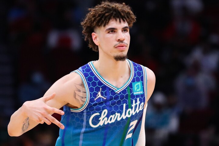 🏀 #NBA 🏀 ジョーダンも喜ぶホーネッツの好調ぶり。カプチャックGM