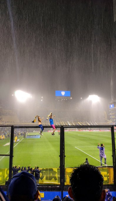 Volve10Riquelme's tweet photo. No puedo, hoy juega Boca 💙💛 https://t.co/ScLfyPXfy0