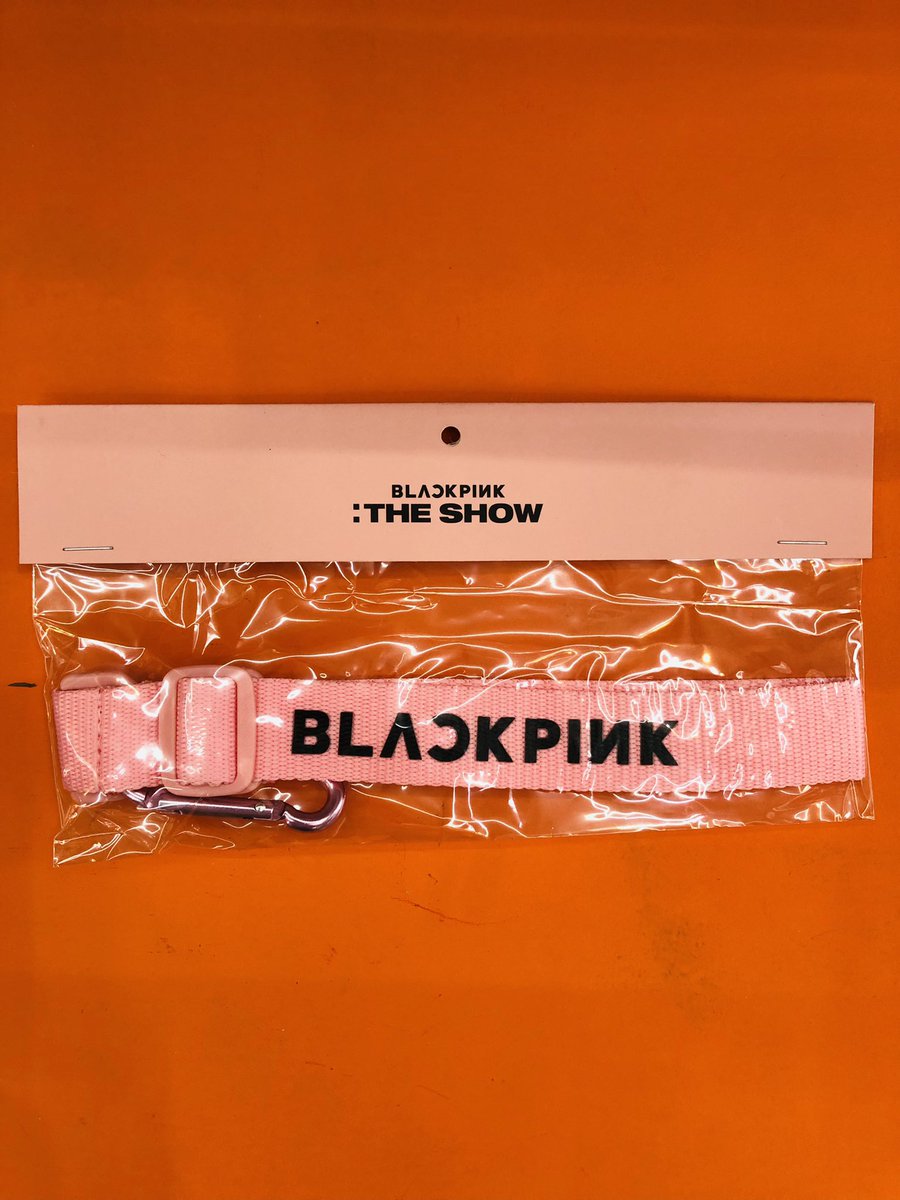 shinokubonaha's tweet photo. 💕BLACKPINK [THE SHOW] Light Stick Strap

#ブラックピンク  #2021bp  #blackpink  すきな人と繋がりたい 
#yggirls  #新大久保 #로제 #제니 #지수 
#리사 #블링크
#新大久保那覇　
#naha #okinawa  #okinawaholic 
#那覇@shinokubonaha https://t.co/NNUIWUHuRu