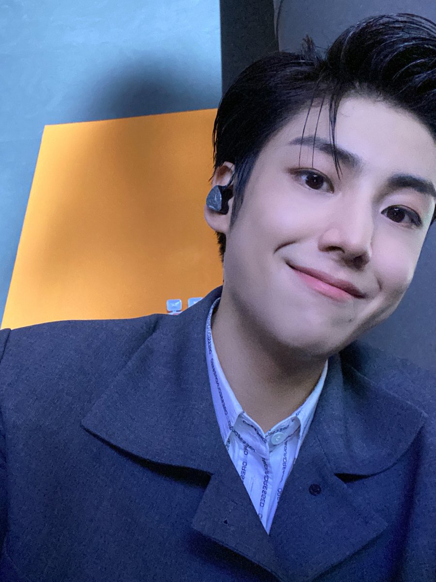 [📢] JTBC IDOL [아이돌 : The Coup]

이번 주 월요일과 화요일 11시도‼
잊지 말고 단이와 만나요👐

#이은상 #LeeEunSang #IDOL #아이돌_TheCoup #MARS #DAN #브랜뉴뮤직 #BRANDNEWMUSIC