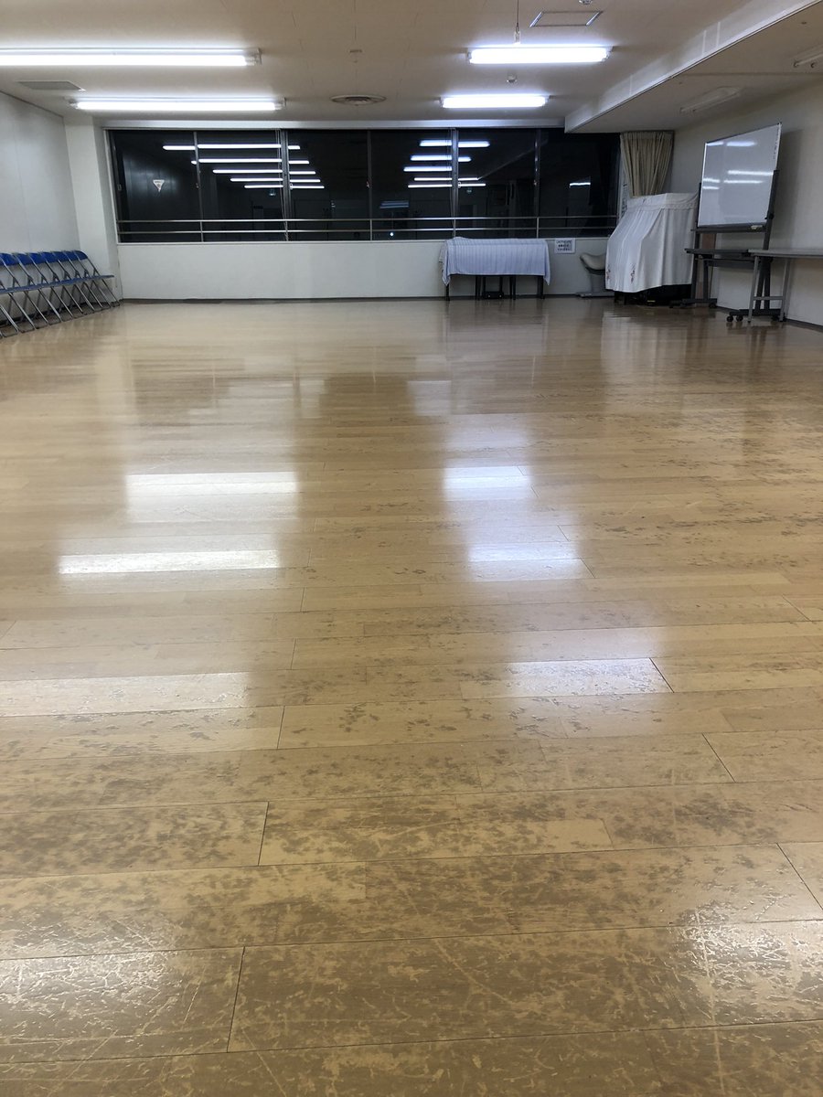 RHrowkid's tweet photo. ダンス一人！
広い中で1人練です

#帯広 #ブレイクダンス
#REDFROST https://t.co/V1T1ckuucp