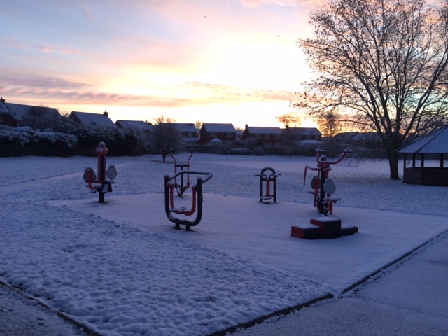 DeaneryPrimary's tweet photo. The most beautiful morning at school ❄️⛄️ https://t.co/xtad9vzDlK
