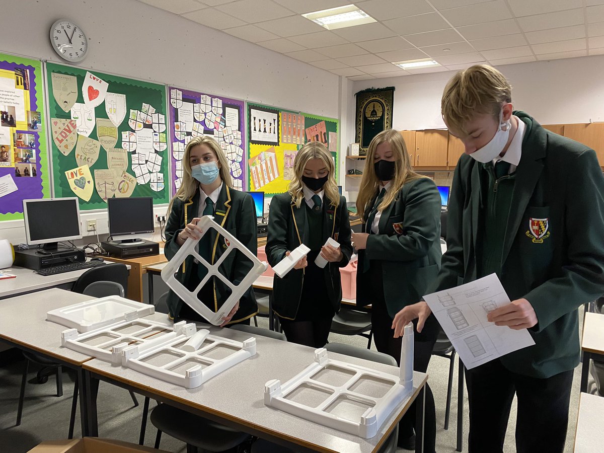 fairgamestmu's tweet photo. @headsup4wb @StMungosFalkirk @miss_ajess So pleased with our new holder for sanitary products! Not to mention our DIY skills … #notoperiodpoverty #dignityforall #fairgamestmu https://t.co/ue1jyMqwid
