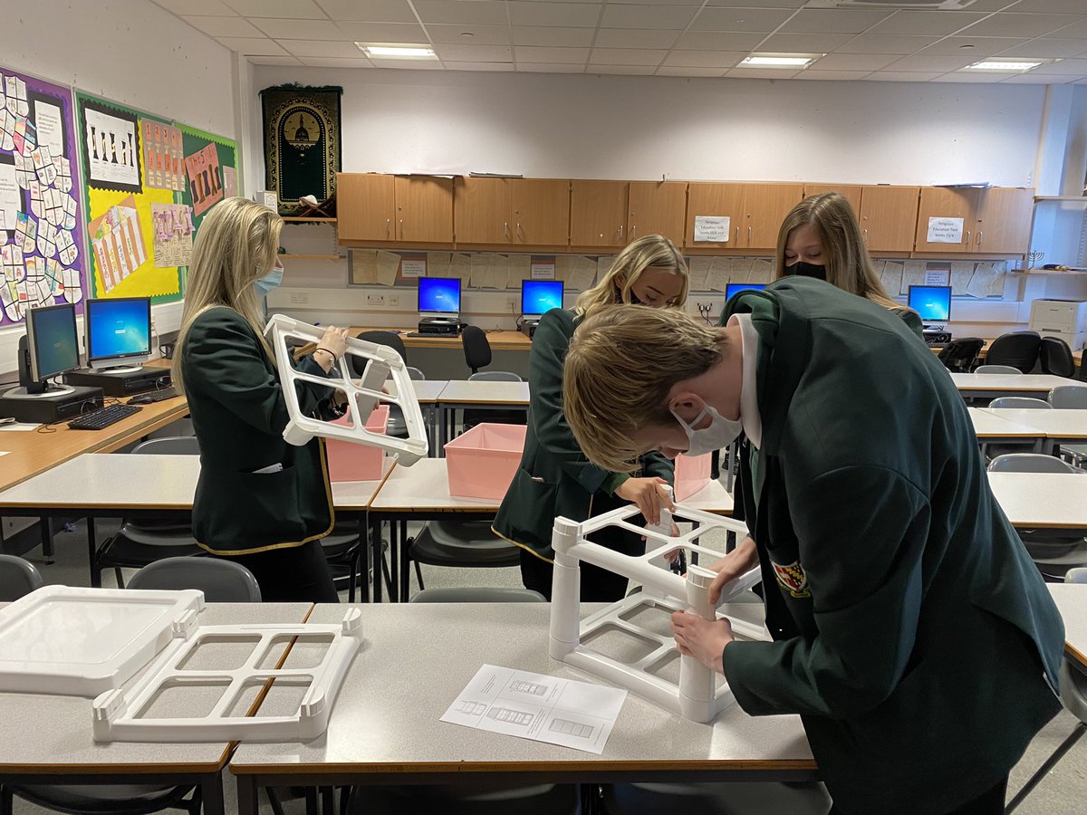 fairgamestmu's tweet photo. @headsup4wb @StMungosFalkirk @miss_ajess So pleased with our new holder for sanitary products! Not to mention our DIY skills … #notoperiodpoverty #dignityforall #fairgamestmu https://t.co/ue1jyMqwid