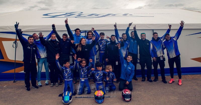 Nostresport's tweet photo. #Motor #Karting

👏👏 Praga Racing se despide del CKCV con un doblete de títulos autonómicos

@PragaEs