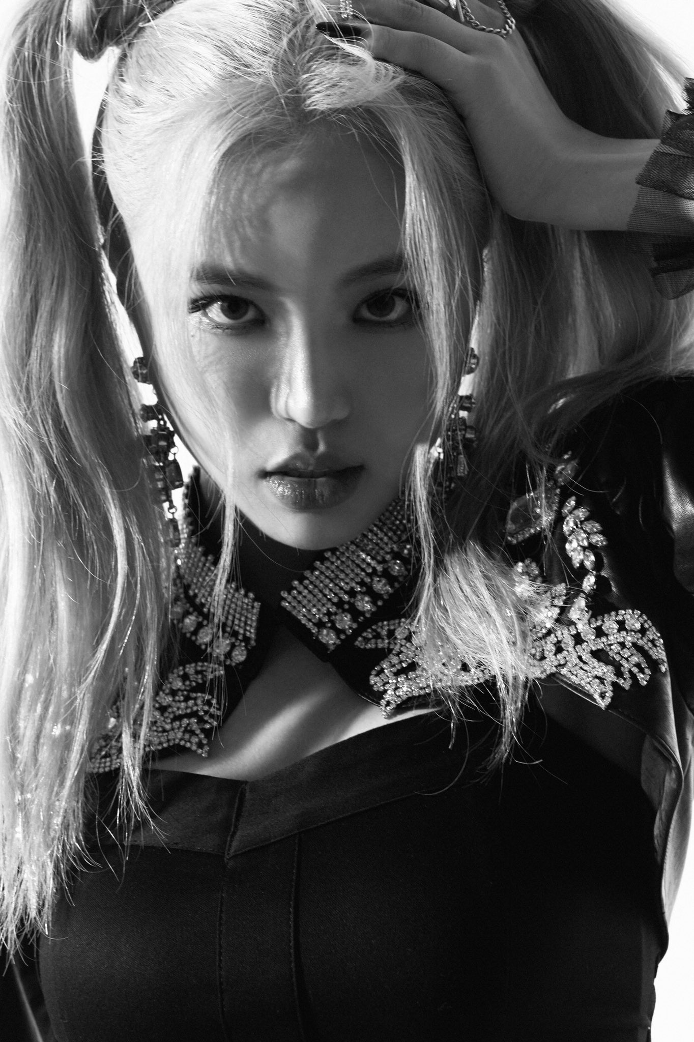 FFWXzE0agAI852X?format=jpg&name=large