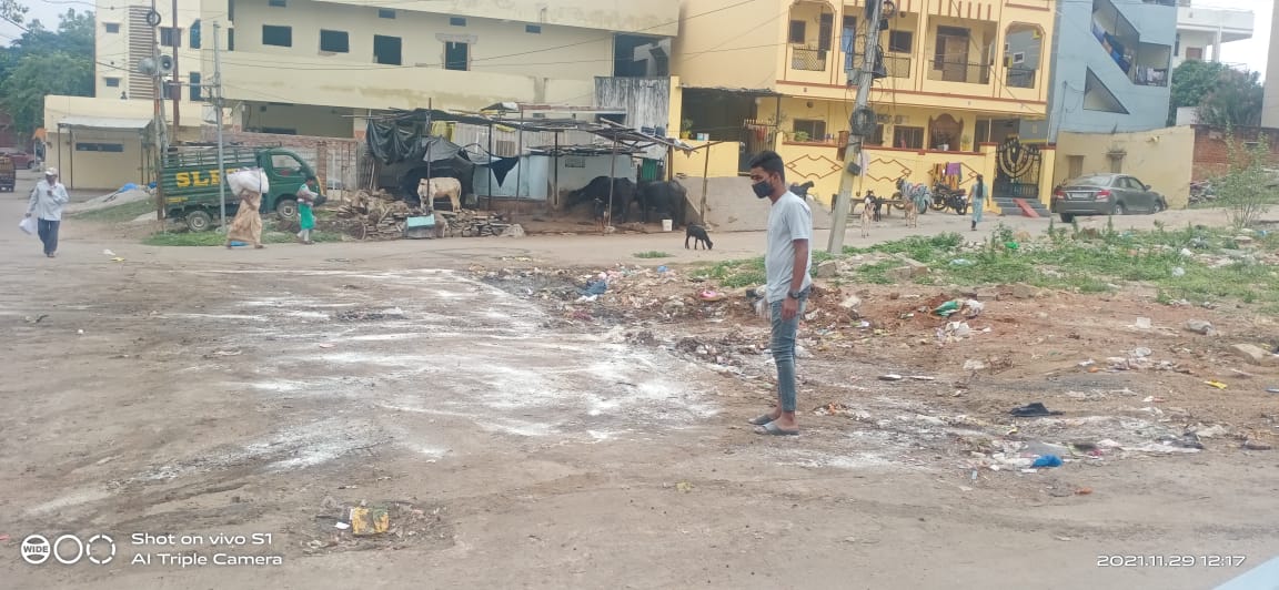 Deeswm9's tweet photo. @VanamSrikanth33 @GHMCOnline @CommissionrGHMC Cleared and got rectified https://t.co/D8Vfl7mi23