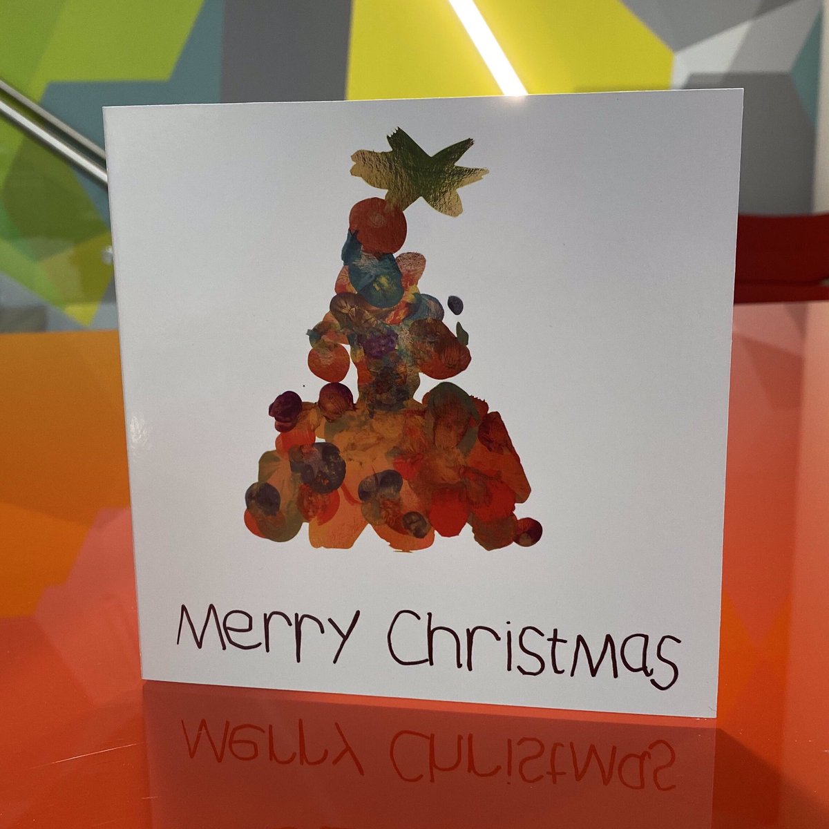 BeatusCartons's tweet photo. Today we are revealing the first 2/10 of Tŷ Coch’s wonderful card designs – along with the outer boxes!
 
The Merry Christmas Tree card was designed by Ddosbarth Barcud Coch.
The Hand Print card was designed by Ddosbarth Gwdihŵ.

https://t.co/vNKim1iycp https://t.co/Je2Xb0tOgD