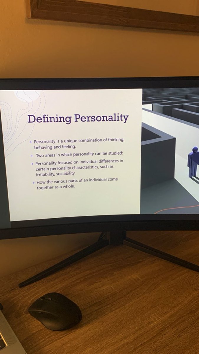 Interesting presentations made by my classmates🤔✅ <a href="/MetropoliaBiz/">Metropolia Business School</a> #metropoliabiz