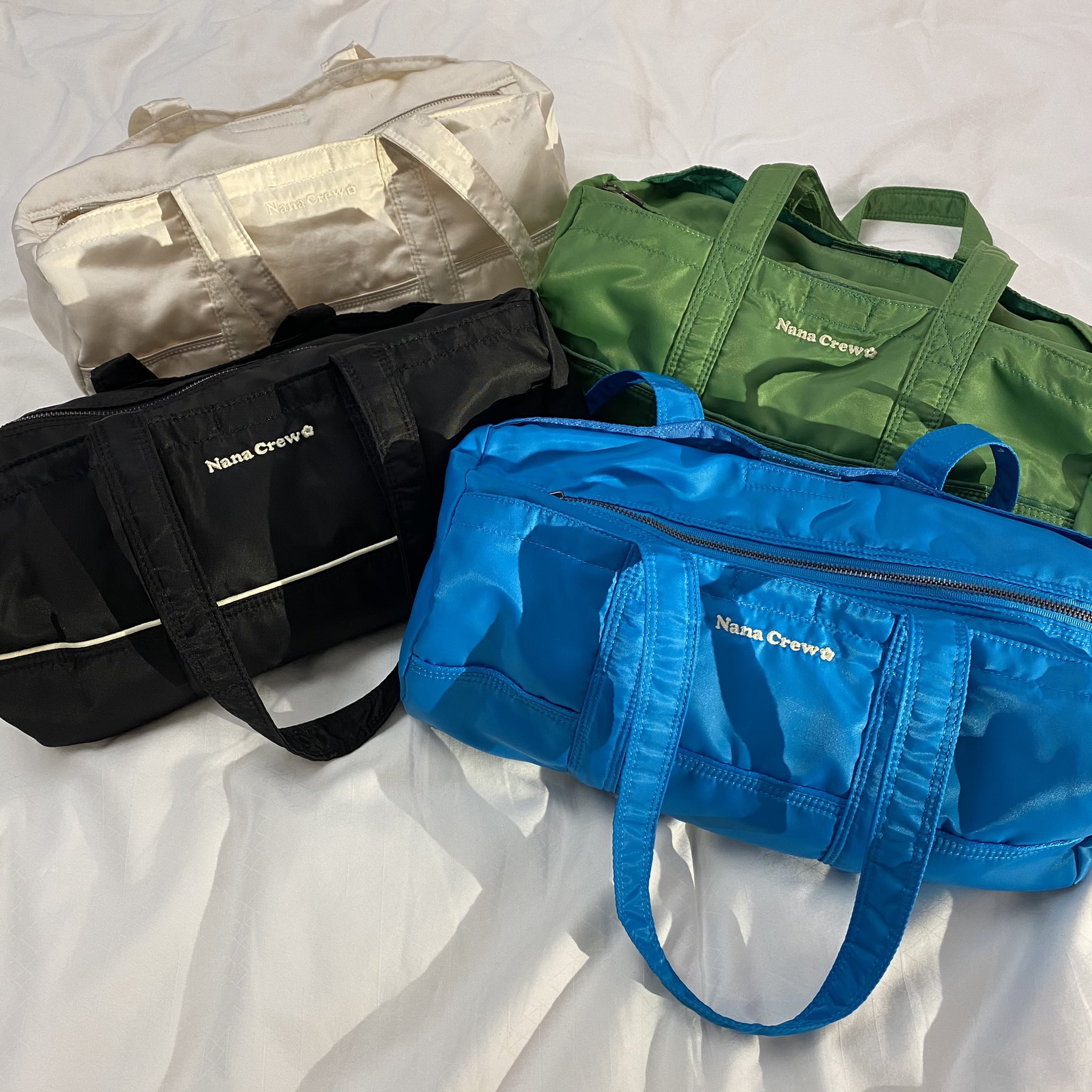 [Nana Crew] ★ NANA MINI DUFFLE BAG (6色) New Color 🖤🤍🖤🤍 Nana Mini Duffle Bag-Polka Dot Review