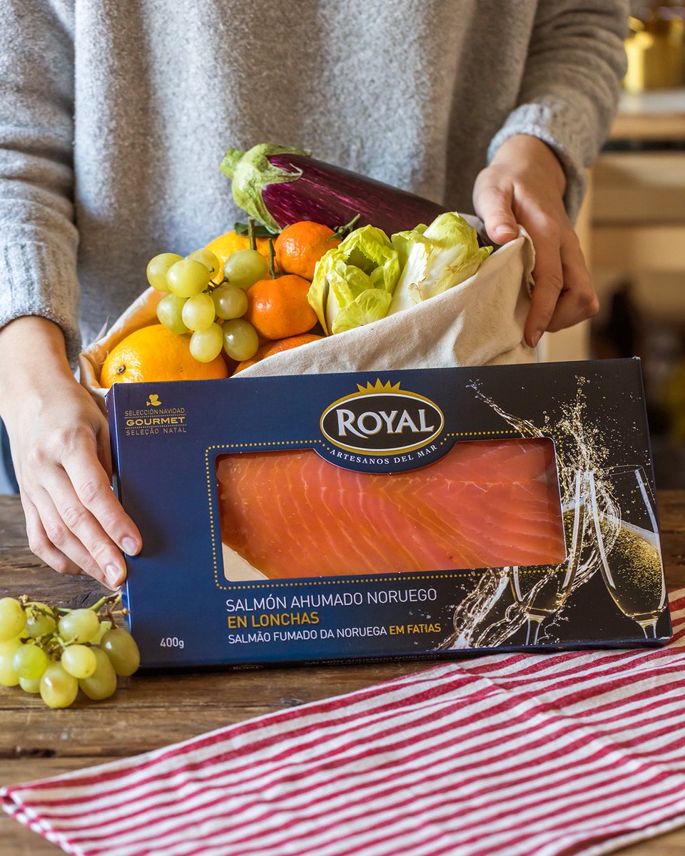 ClubRoyalOnline's tweet photo. ¿Tú también eres de l@s que cree que en Navidad no puede faltar el salmón ahumado? 🐟
Si la respuesta es SÍ, nuestra plancha de 400 gr de salmón ahumado es tu aliada perfecta 💙  Un formato especialmente pensado para estas ocasiones ✨
https://t.co/BK1UfK0k9Y https://t.co/IHbDmPapur