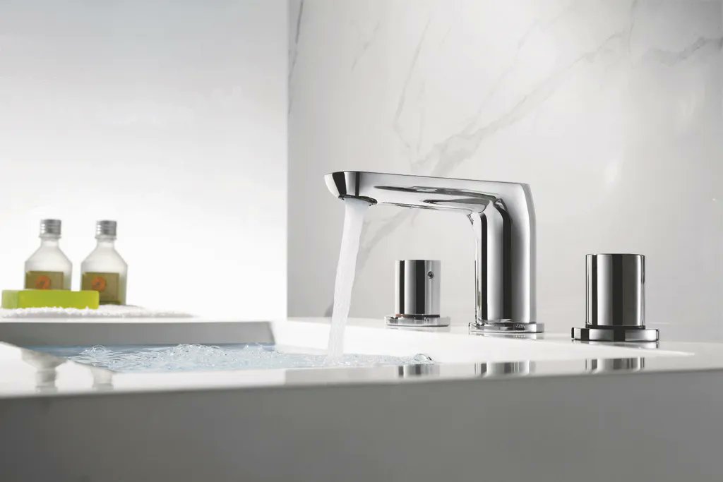 dsikitchen's tweet photo. Combining both contemporary and classic styles, Pura brings you a range of beautiful bathroom designs.

https://t.co/d6ioARxjvc

#home #interiordesign https://t.co/px4NpP8fpC