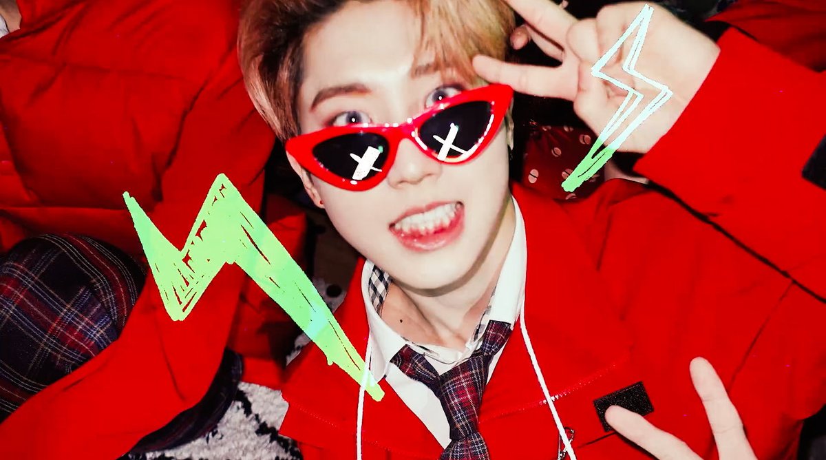8KZFILES's tweet photo. 🎄🎅🏻 https://t.co/tP0OOg8XKX