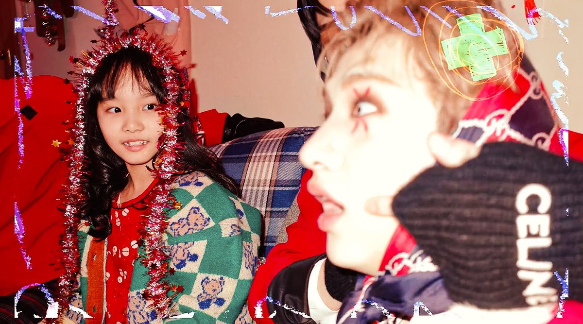8KZFILES's tweet photo. 🎄🎅🏻 https://t.co/tP0OOg8XKX