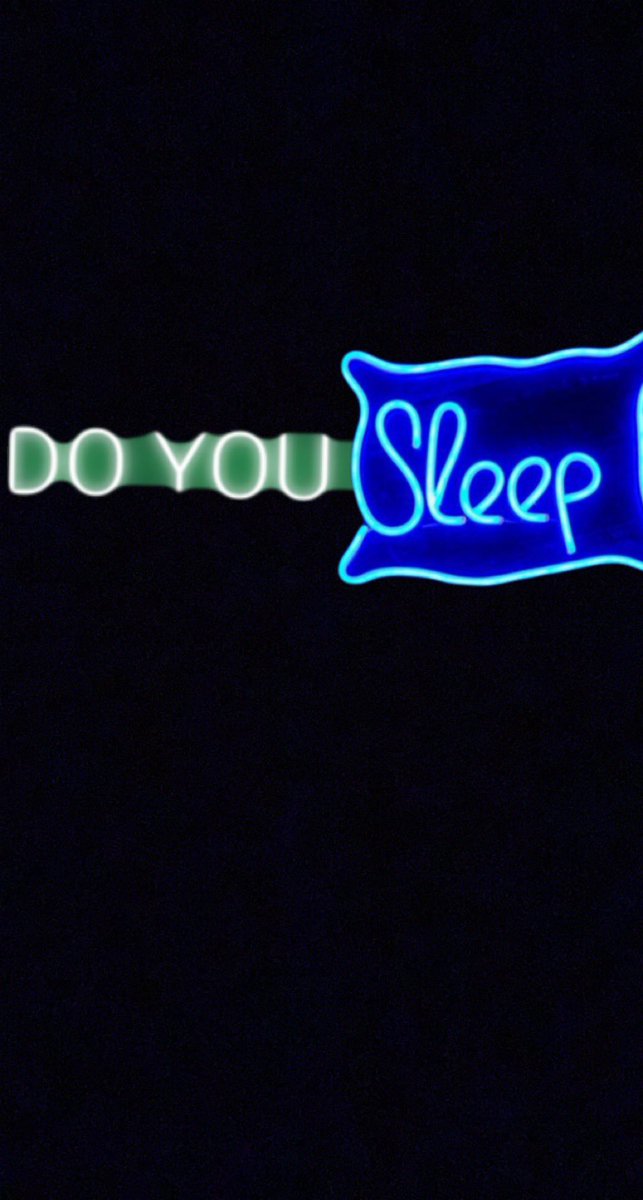 RichieRichLive1's tweet photo. #goodnight ๐๐ด #ifyouwerethereyouwouldknow #doyousleep ? https://t.co/GsiCvfg57X