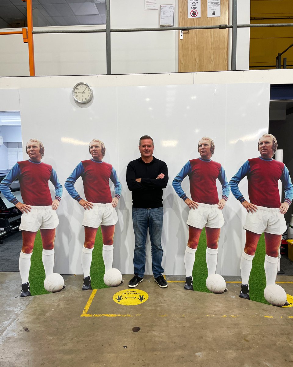 WallacePrint's tweet photo. What an absolute pleasure printing a huge order of these standees for this legend! Come on you hammers ⚒️ 

 #printing #standee #cardboard #bobbymoore #westham #football #orderprocessing #printingindustry https://t.co/7PBYVWn2Di