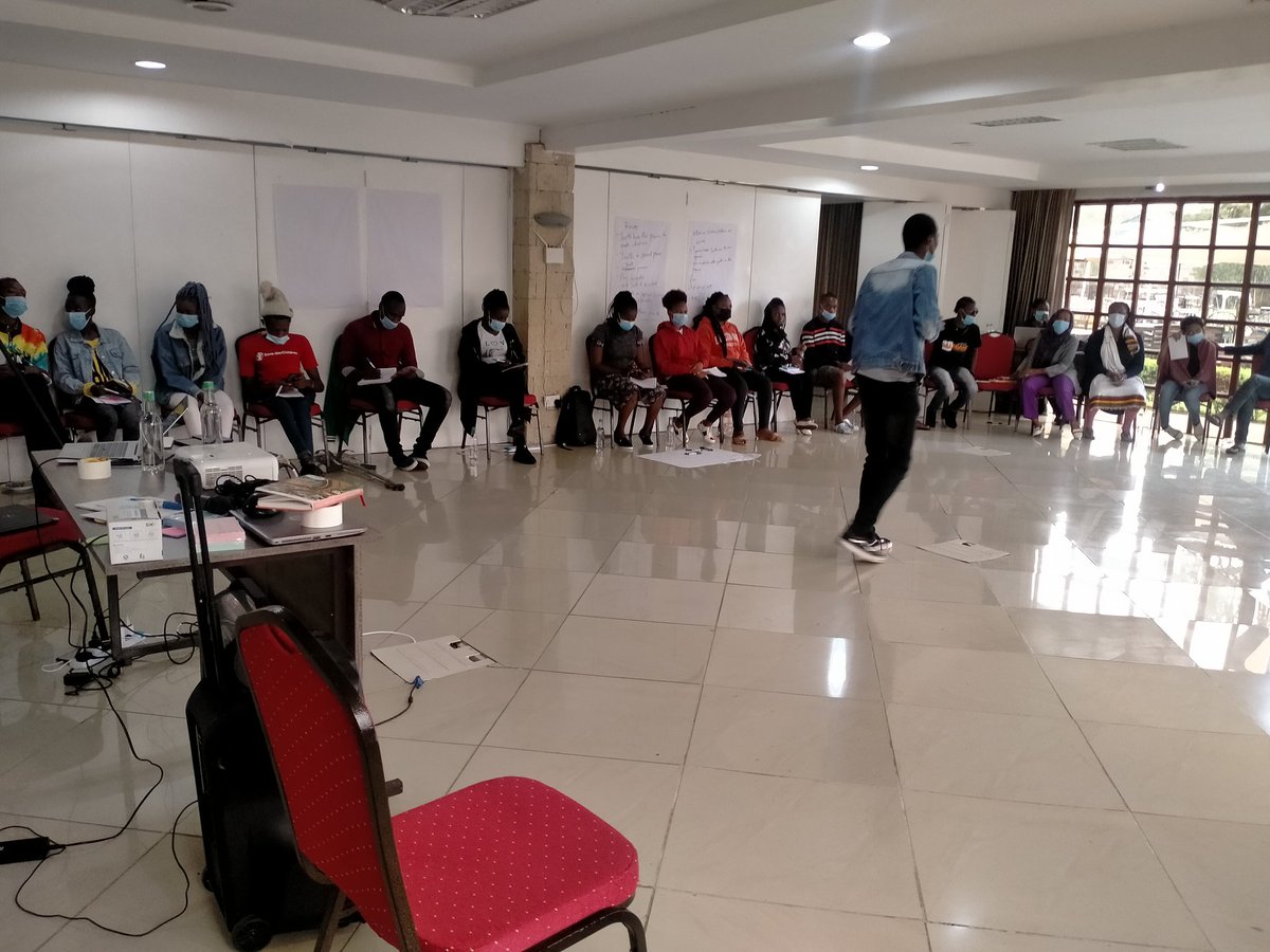 kimanisdi's tweet photo. #youthandpower impact lab. Youth perspectives and experiences using photo voices and dream pictures. Young women and men creating their own theory of transformation. @Wanavijiji,@sdinet, @KYC_TV @ARISEHub, @Ka_njoroge @kimanisdi https://t.co/oRkgu7d0Tu