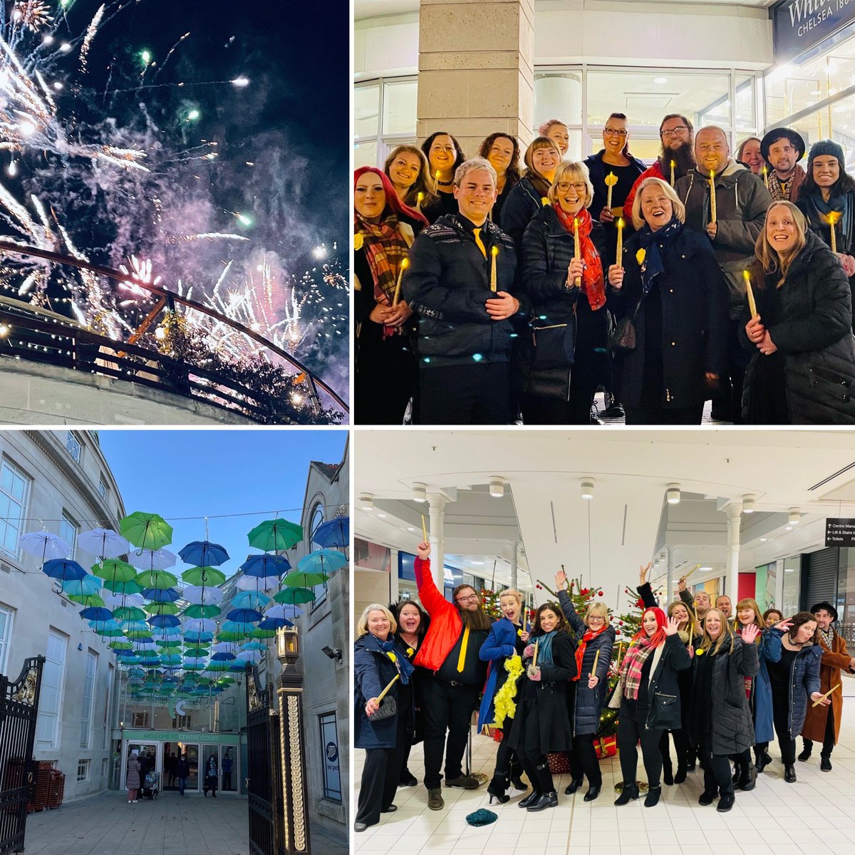 TheBlendChoir's tweet photo. We got very festive yesterday singing at the @lovewimbledon #WinterWeekender before the amazing fireworks 💥 #christmasiscoming https://t.co/v7CSdxtX1i