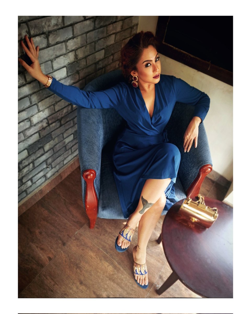 ChandreyeeGhos4's tweet photo. ๐
#blue #bluedress #loveforblue #official_chandreyee_ghosh https://t.co/J0ecDKuIt8