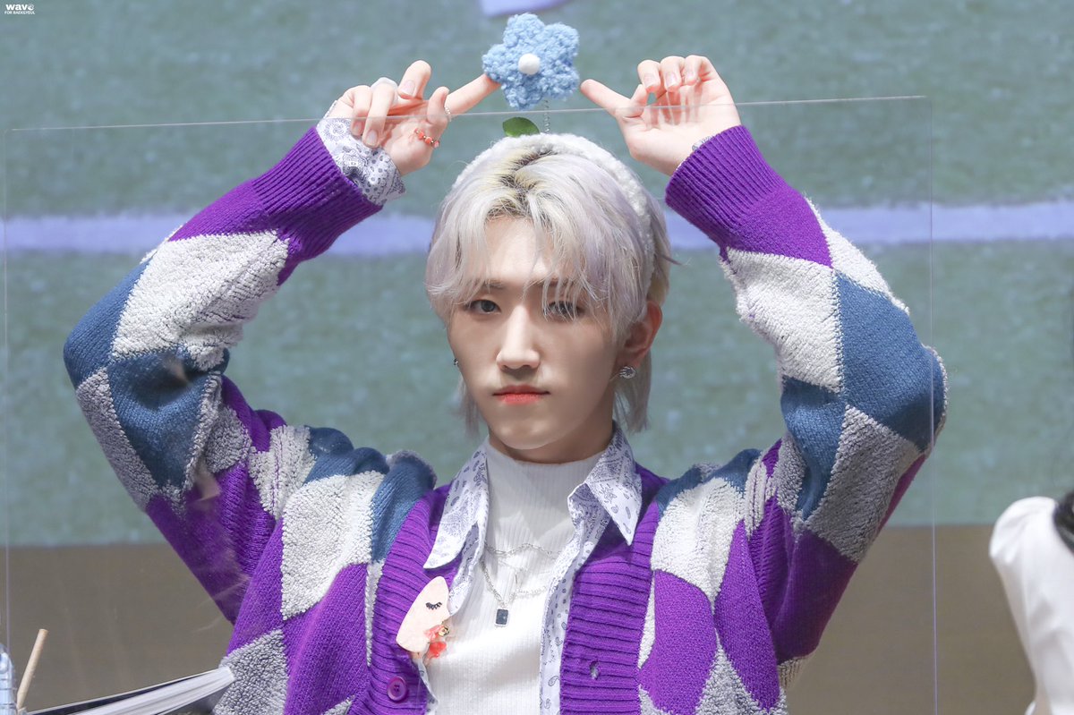 WAVE1201's tweet photo. 211128 

뭐냐..? 이 아기찹쌀떡?

#엘라스트 #ELAST @ELASTofficial
#백결 #백선우 #서누짱 #BAEKGYEUL
#투라이 #To_Lie https://t.co/nsqg2irwwv