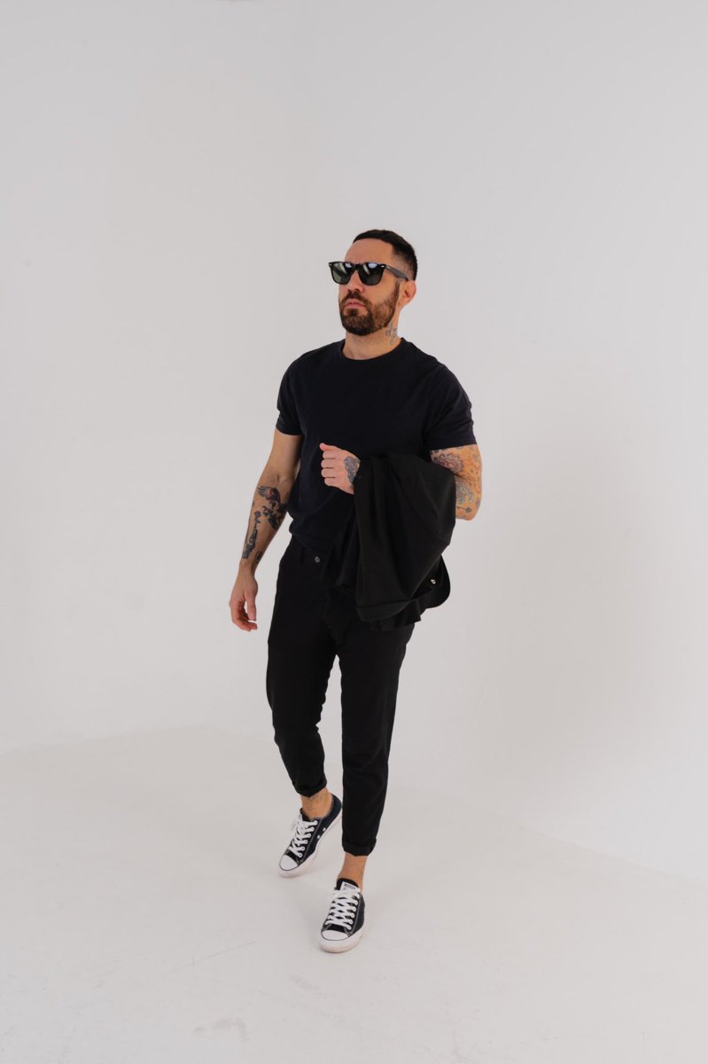 rubenthrax's tweet image. ⚫️BLACK MONDAY⚫️
#rubenthrax #dj #djlifestyle #nosoymodelo 📷: @alex_alcaraz98