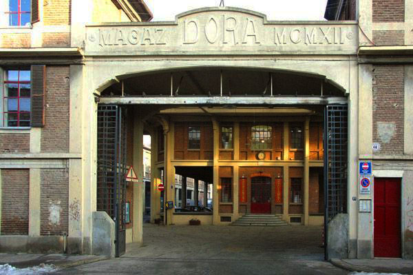 beni_culturali's tweet photo. Vieni a #Visitare questo luogo meraviglioso dei primi del novecento.
Entra negli ex #magazzini della #Docks #Dora di #Torino, gratis da qui: https://t.co/ql7qe2mOGO
#VisitaVirtuale #TourVirtuale #VirtualTour #Esperienza #Digitale #Immersiva #Architettura #BeniCulturali #Turismo https://t.co/oue2NRa4RR