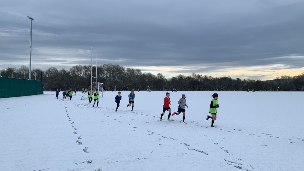 ilkleygrammarPE's tweet photo. The IGS snow cross-country championships kicked off with year 8 I band! Excellent efforts by all in beautiful surroundings. @Ilkleygrammar https://t.co/muyEc4Ce0y