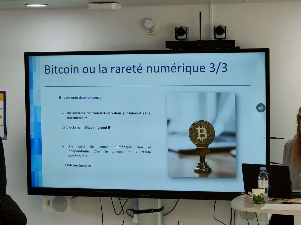 guirado_david's tweet photo. En ce moment conférence sur la #blockchain au #LabUrssaf dans le cadre du #Moisdelinnovationpublique

"La blockchain est à la valeur ce qu'internet a été pour l'information" @StachAlex @KPMG_France https://t.co/Zxp4qS0bjt