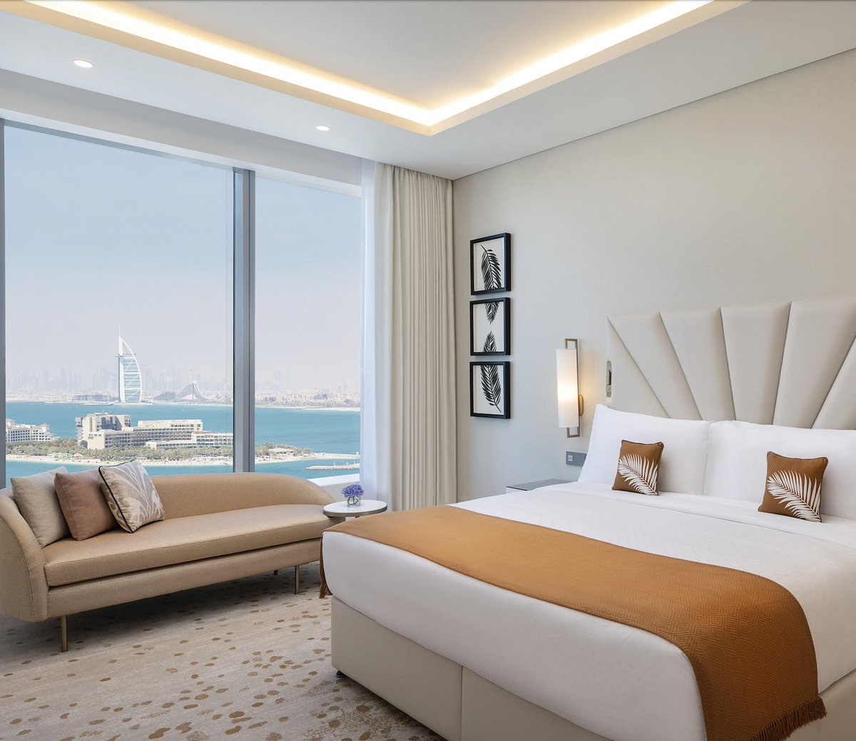 StRegisDXBPalm's tweet photo. Revealing the marvelous views of the iconic Palm Jumeirah in your suite. #LiveExquisite
Hashtags: #StRegisDubaiThePalm #StRegisHotels #BestAddress #Dubai #MyDubai #VisitDubai https://t.co/z5zk5AR7XP